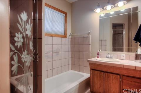 5470 E 27th St, Long Beach, CA 90815 photo 13