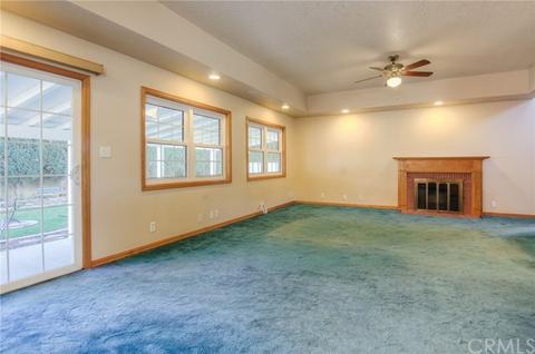 5470 E 27th St, Long Beach, CA 90815 photo 7