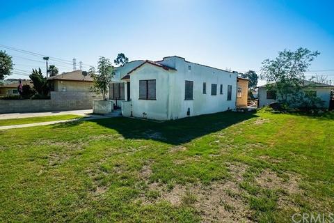 8740 Cedar St, Bellflower, CA 90706 photo 1