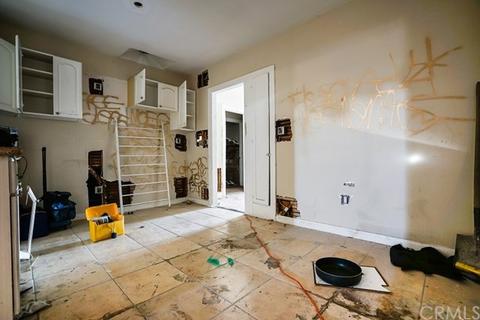 8740 Cedar St, Bellflower, CA 90706 photo 11