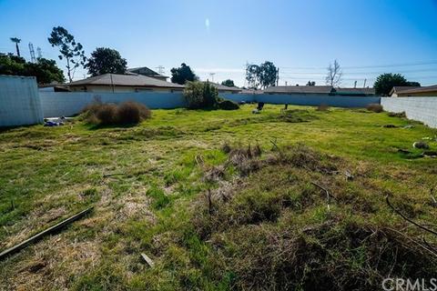 8740 Cedar St, Bellflower, CA 90706 photo 4