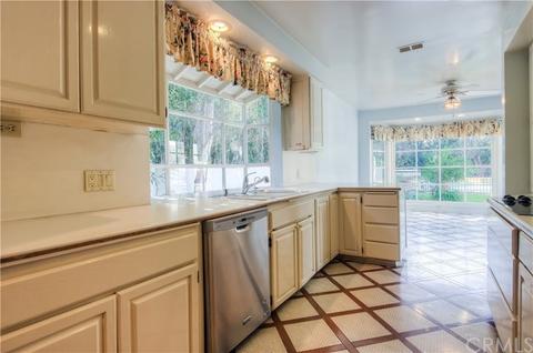 620 W Devon Pl, Long Beach, CA 90807 photo 9
