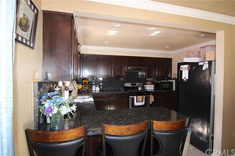 5524 Myrtle Ave, Long Beach, CA 90805 photo 2