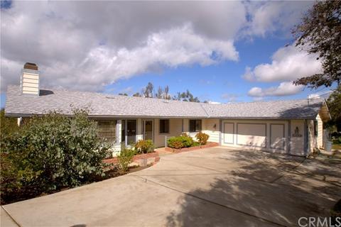 3805 Monserate Ter, Fallbrook, CA 92028 photo 1