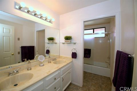 3805 Monserate Ter, Fallbrook, CA 92028 photo 14