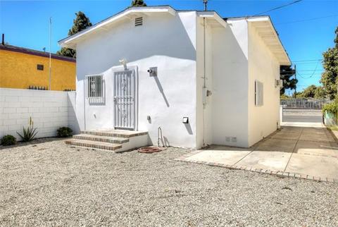 13704 S Willowbrook Ave, Compton, CA 90222 photo 17