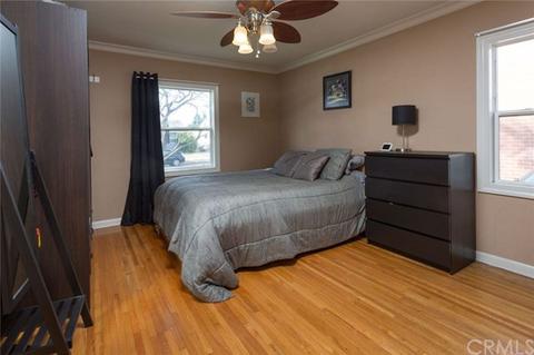 1083 E Ridgewood St, Long Beach, CA 90807 photo 9