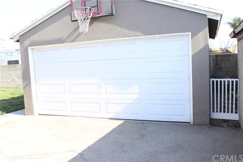 8734 Walnut St, Bellflower, CA 90706 photo 9