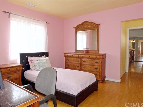 2652 Webster Ave, Long Beach, CA 90810 photo 5