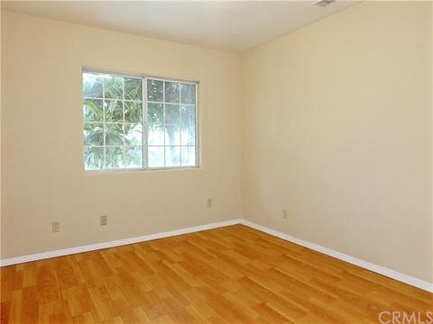 2652 Webster Ave, Long Beach, CA 90810 photo 13