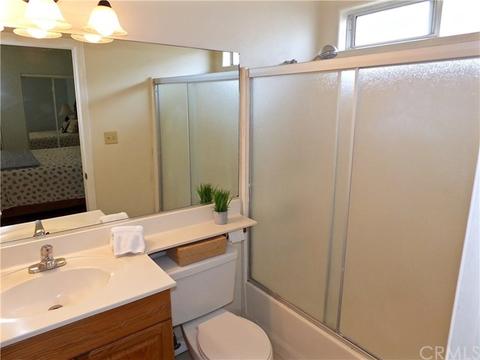 2652 Webster Ave, Long Beach, CA 90810 photo 17