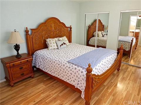 2652 Webster Ave, Long Beach, CA 90810 photo 4