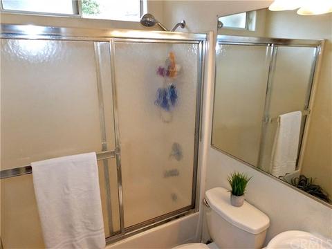 2652 Webster Ave, Long Beach, CA 90810 photo 16
