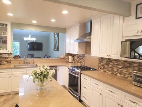 631 Macadamia Ln, Placentia, CA 92870 photo 3
