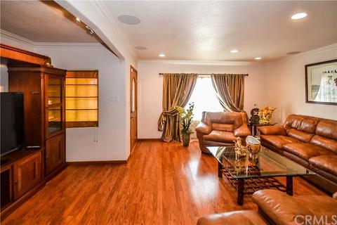 10017 Maple St, Bellflower, CA 90706 photo 2