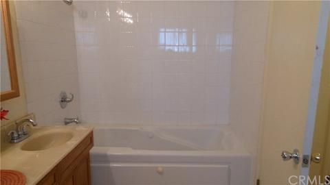 536 S Clymar Ave, Compton, CA 90220 photo 14