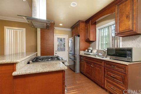 6940 Delta Ave, Long Beach, CA 90805 photo 3