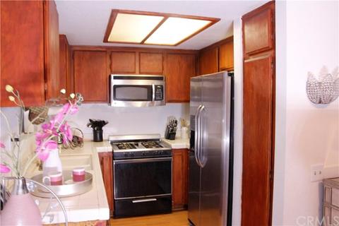 410 W 220th St #8, Carson, CA 90745 photo 7