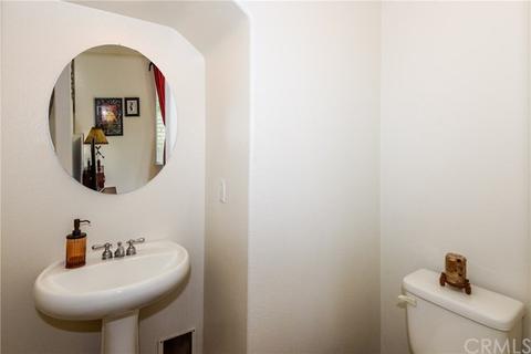 23037 Serra Dr, Carson, CA 90745 photo 10