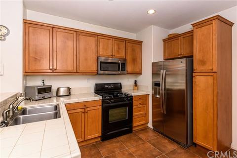 23037 Serra Dr, Carson, CA 90745 photo 2