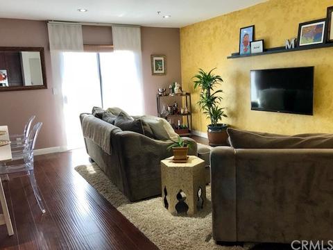 372 E Ashtabula St #205, Pasadena, CA 91104 photo 3