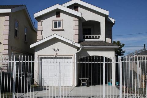 2103 E Knopf St, Compton, CA 90222 photo 1