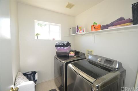17552 Nutwood Dr, Carson, CA 90746 photo 8