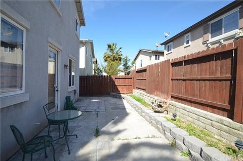 17552 Nutwood Dr, Carson, CA 90746 photo 12