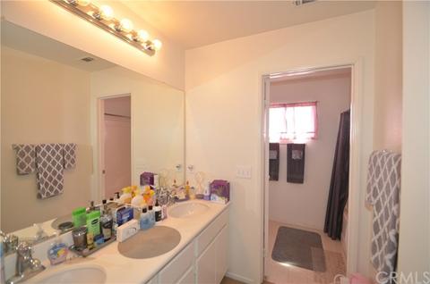 17552 Nutwood Dr, Carson, CA 90746 photo 6