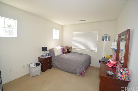 17552 Nutwood Dr, Carson, CA 90746 photo 5