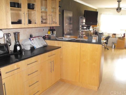 350 Cedar Ave #405, Long Beach, CA 90802 photo 10