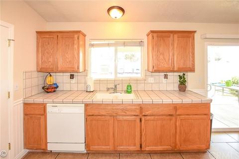 21337 Tono Rd, Apple Valley, CA 92308 photo 9
