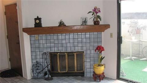 535 E 223rd St #13, Carson, CA 90745 photo 5