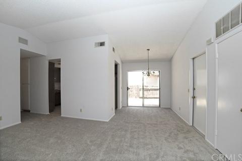 526 Wilson Ave, Perris, CA 92571 photo 6