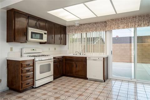 24613 Panama Ave, Carson, CA 90745 photo 6