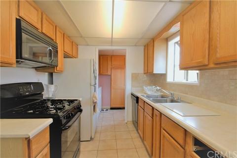 453 E Double St, Carson, CA 90745 photo 11