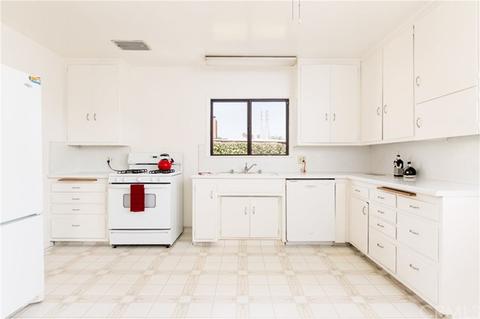 1436 E Maple Ave, El Segundo, CA 90245 photo 9