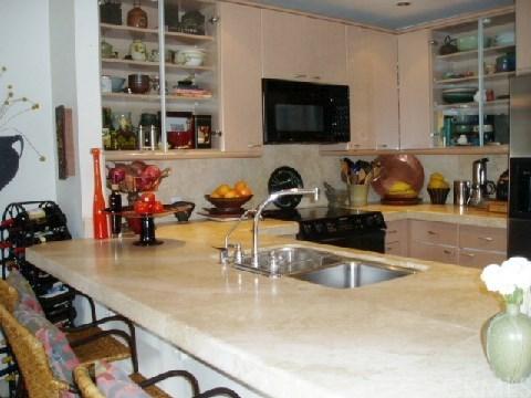 28 Cabrillo Dr, Avalon, CA 90704 photo 4