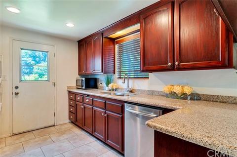 121 E Francis St, Corona, CA 92879 photo 5