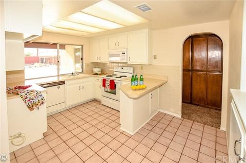 20845 Ottawa Rd, Apple Valley, CA 92308 photo 22