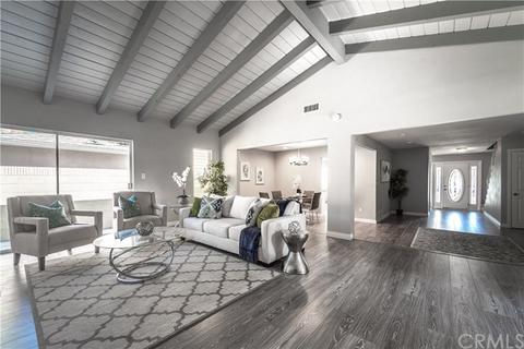 820 E Meadbrook St, Carson, CA 90746 photo 3