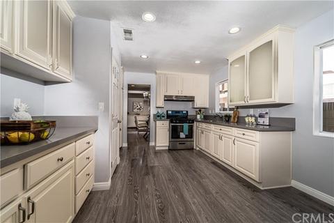 820 E Meadbrook St, Carson, CA 90746 photo 5