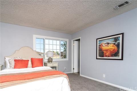 820 E Meadbrook St, Carson, CA 90746 photo 6