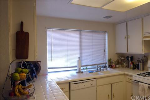 836 E Penrod Dr, Carson, CA 90746 photo 2