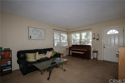 1125 E Lauder St, Carson, CA 90745 photo 3