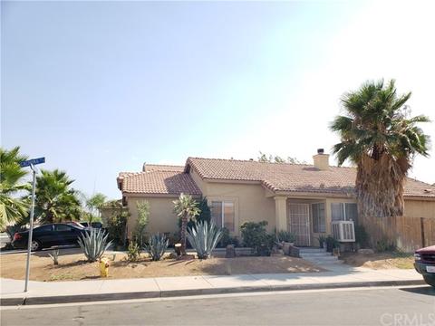 1910 Havasu St, Perris, CA 92571 photo 2