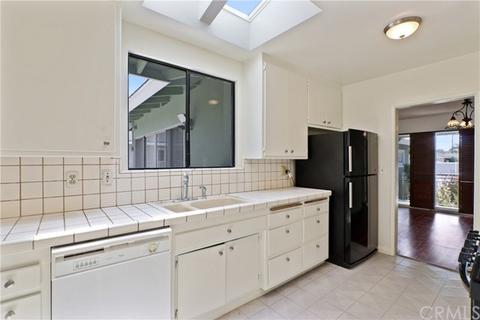 6831 E Stearns St, Long Beach, CA 90815 photo 4