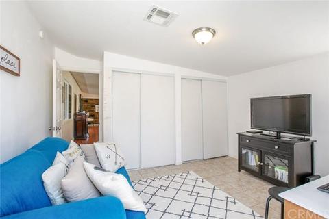 9526 Saint Andrews Dr, Santee, CA 92071 photo 19