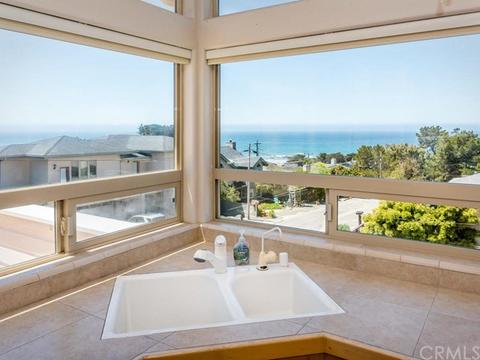 455 Wellington St, Cambria, CA 93428 photo 7