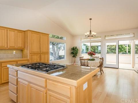 455 Wellington St, Cambria, CA 93428 photo 8